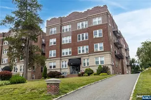 16 Forest Street 302, Montclair, NJ 07042 - Photo 1