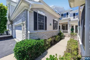 6 Schweinberg Dr R, Roseland, NJ 07068 - Photo 1