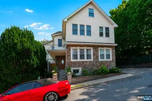 105 Kossuth St, Wallington, NJ 07057 - Photo 1