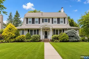 431 Maitland Ave, Teaneck Township, NJ 07666 - Photo 1