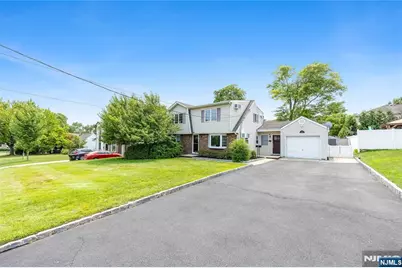 182 Coombs Drive, Paramus, NJ 07652 - Photo 1