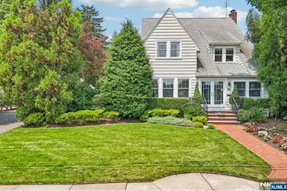 86 Walthery Avenue, Ridgewood, NJ 07450 - Photo 1