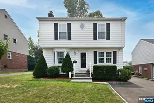 182 Roosevelt Pl, Maywood, NJ 07607 - Photo 1
