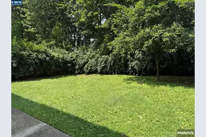 449 Lawrence Street, Maywood, NJ 07607 - Photo 12