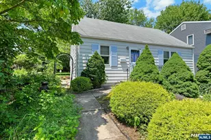 725 Millbrook Rd, River Edge, NJ 07661 - Photo 1