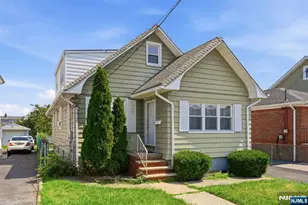 719 Ten Eyck Ave, Lyndhurst Township, NJ 07071 - Photo 1
