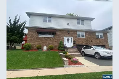 283 Castle Terrace 2 #2, Lyndhurst Township, NJ 07071 - Photo 1