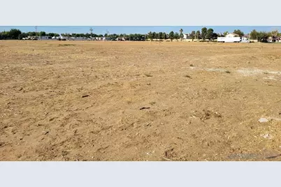  Ave I Vic 15th Ste, Lancaster, CA 93535 - Photo 2