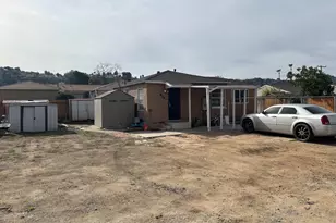 975-89 S Lincoln Ave, El Cajon, CA 92020 - Photo 22