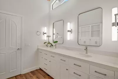  1935 Nautilus St, La Jolla, CA 92037 - Photo 24