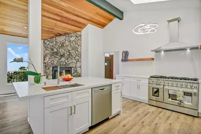  1935 Nautilus St, La Jolla, CA 92037 - Photo 12