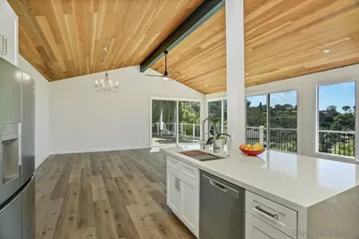  1935 Nautilus St, La Jolla, CA 92037 - Photo 10