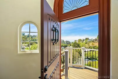  1935 Nautilus St, La Jolla, CA 92037 - Photo 2