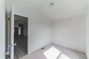 25521 N Lincoln Ave, Hemet, CA 92544 - Photo 16
