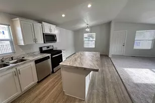 22899 Byron Rd, Crestline, CA 92325 - Photo 1
