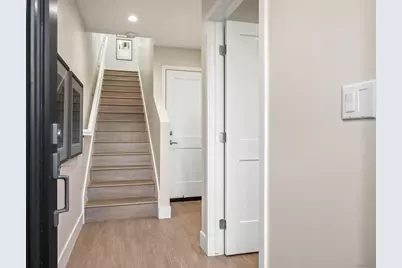  1956 Hornblend St #8, San Diego, CA 92109 - Photo 20