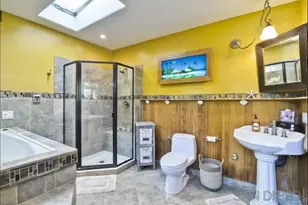 1153 Crest Dr, Encinitas, CA 92024 - Photo 30