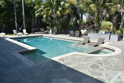  1153 Crest Dr, Encinitas, CA 92024 - Photo 8