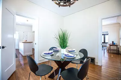  2009 S Victoria Ave, Los Angeles, CA 90016 - Photo 10