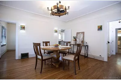  2009 S Victoria Ave, Los Angeles, CA 90016 - Photo 8