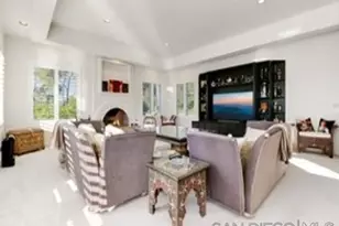 17381 Circa Oriente, Rancho Santa Fe, CA 92067 - Photo 4