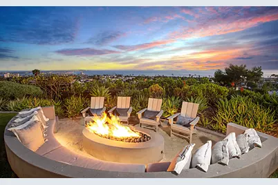  5416 Candlelight Dr, La Jolla, CA 92037 - Photo 6