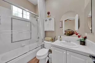 9343 Bernardo Lakes Dr, San Diego, CA 92127 - Photo 46