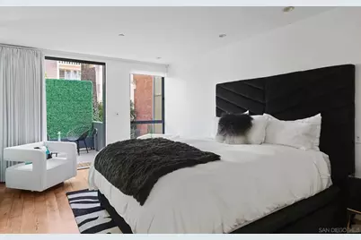  7 Vicente Terrace, Santa Monica, CA 90401 - Photo 26