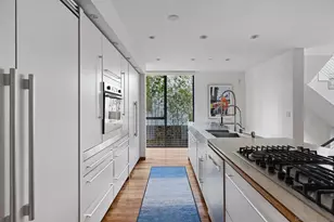 7 Vicente Ter, Santa Monica, CA 90401 - Photo 18