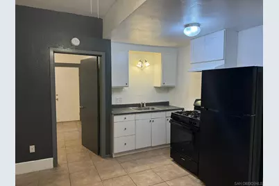  204 E 2nd Avenue, Escondido, CA 92025 - Photo 22