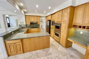 1326 Caminito Arriata, La Jolla, CA 92037 - Photo 6