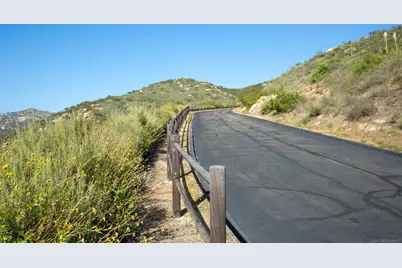  18035 Sunset Point Rd #3, Poway, CA 92064 - Photo 50