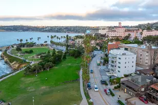 1039 Coast Blvd, La Jolla, CA 92037 - Photo 2