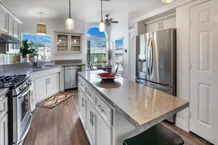 7241 San Luis St, Carlsbad, CA 92011 - Photo 2