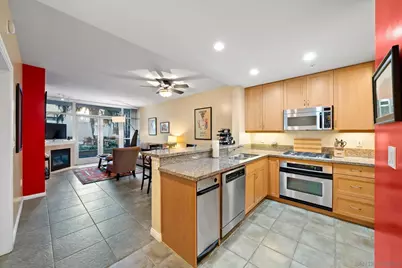  850 Beech St #214, San Diego, CA 92101 - Photo 2