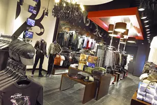 207 Fifth Ave, San Diego, CA 92101 - Photo 4