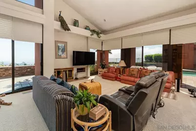  5717 Baja Mar, La Jolla, CA 92037 - Photo 22