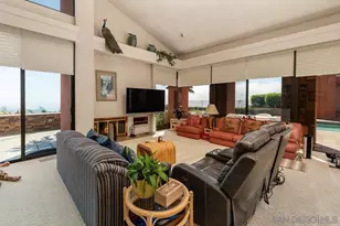 5717 Baja Mar, La Jolla, CA 92037 - Photo 22