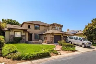 569 Inverlochy Dr, Fallbrook, CA 92028 - Photo 2
