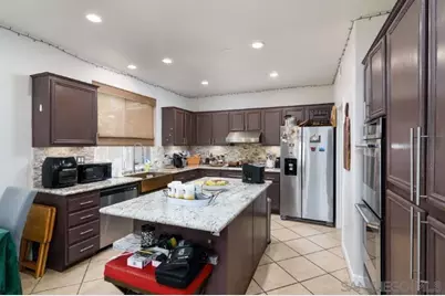  569 Inverlochy Dr, Fallbrook, CA 92028 - Photo 12