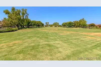  569 Inverlochy Dr, Fallbrook, CA 92028 - Photo 38