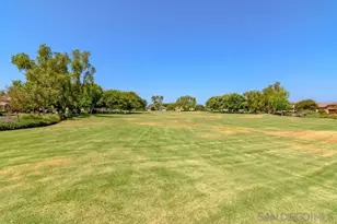 569 Inverlochy Dr, Fallbrook, CA 92028 - Photo 38