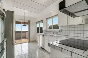 1619 Calle De Primra, La Jolla, CA 92037 - Photo 18