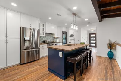  3415 Fenelon St, San Diego, CA 92106 - Photo 2
