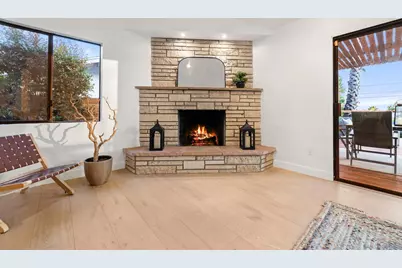  3306 Donna Dr, Carlsbad, CA 92008 - Photo 4