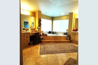  5398 Shannon Ridge Ln, San Diego, CA 92130 - Photo 18
