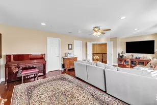 5398 Shannon Ridge Ln, San Diego, CA 92130 - Photo 32