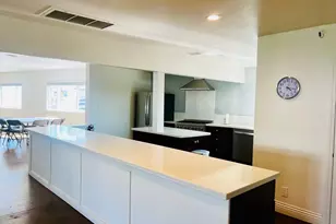 211 N Citrus Ave, Escondido, CA 92027 - Photo 34