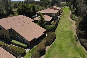 10454 Caminito Sulmona, San Diego, CA 92129 - Photo 2