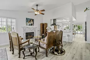 5241 Alamosa Park Dr, Oceanside, CA 92057 - Photo 8